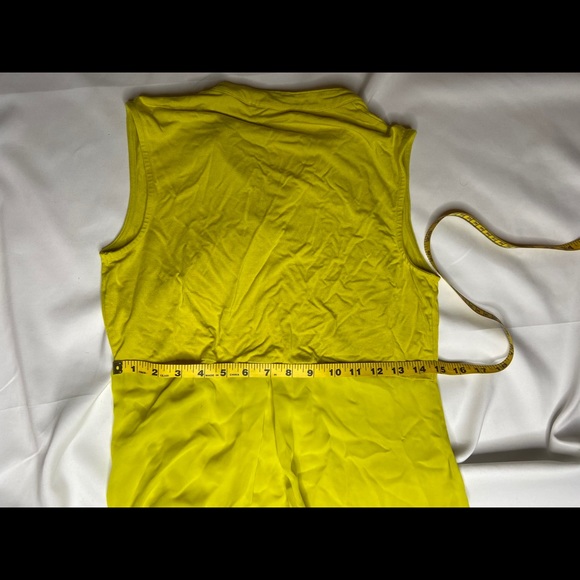 Chelsea & Theodore Sleeveless Tunic Top - Picture 13 of 16